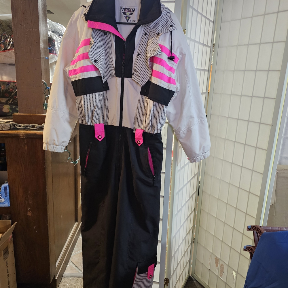 Vintage TYROLIA SNOWSUIT